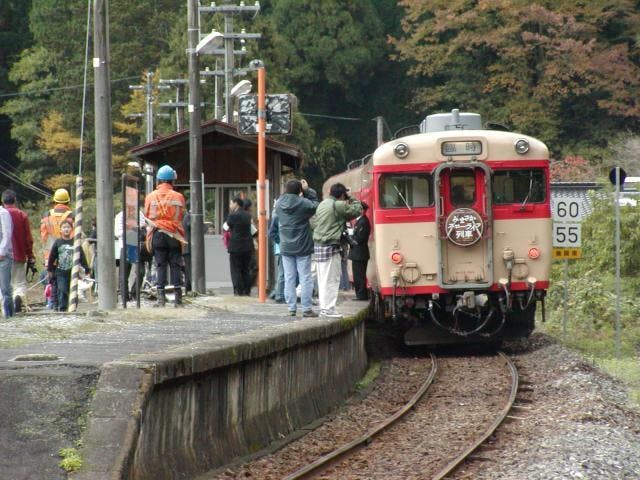 春のみまさかスローライフ列車
