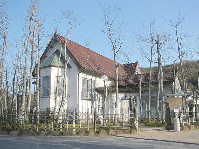 夢二郷土美術館　少年山荘