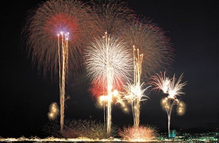 【2020年中止】呉の夏まつり「海上花火大会」