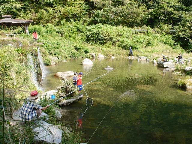 万古渓養魚観光センター