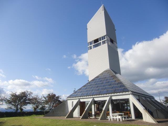 とよまつ紙ヒコーキ・タワー