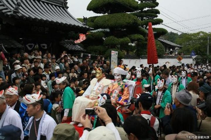 【2021年中止】稲穂祭（きつねの嫁入り）