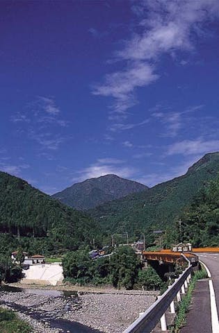 石立山