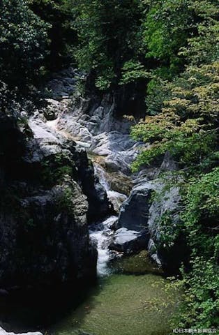 鈍川渓谷