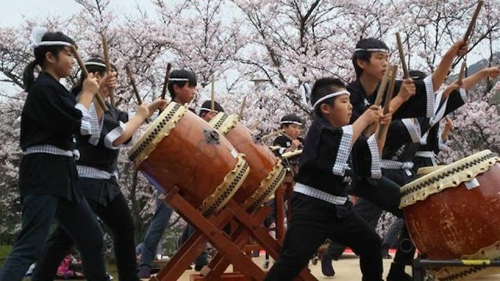 谷上山さくらまつり