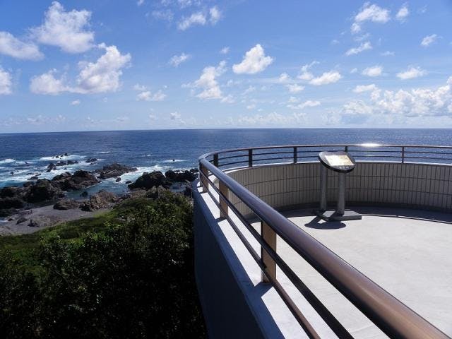 中岡慎太郎像上展望台