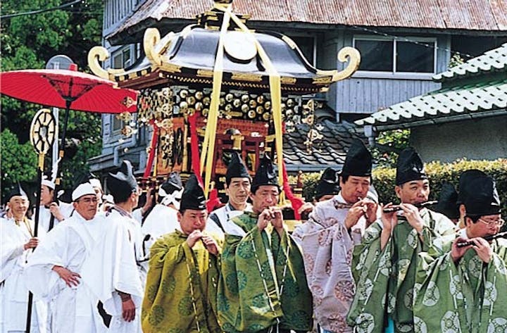 【2021年は稚児行列中止】子安大祭