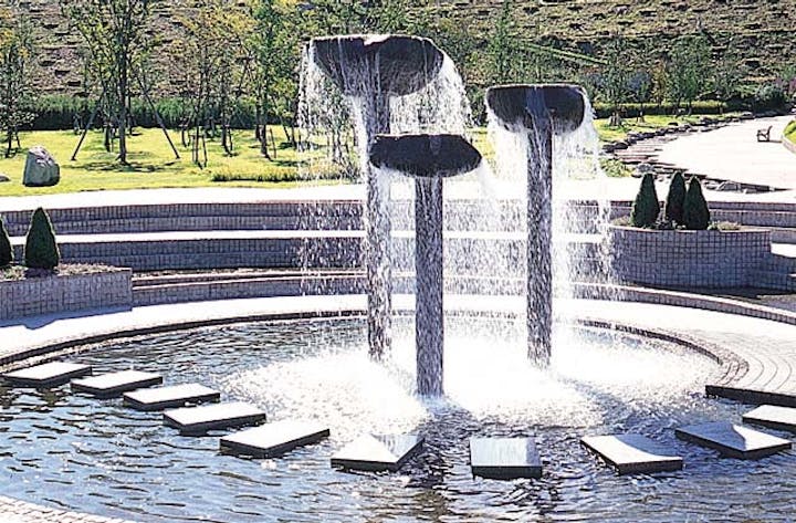 夜須高原記念の森