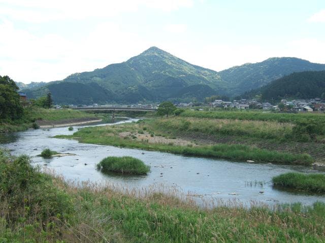 唐泉山（肥前小富士）