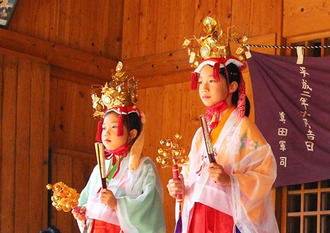 矢俣八幡神社　奉納稚児舞