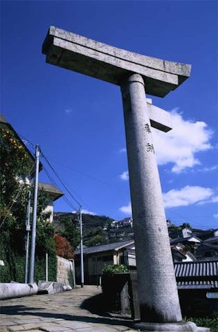 山王神社二の鳥居 一本柱鳥居 アソビュー