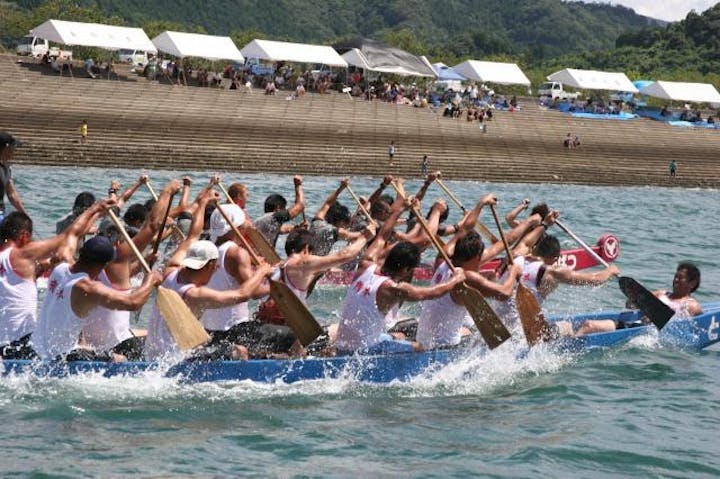 津奈木町競舟大会（町民体育祭）