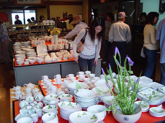 世界一の陶石の産地 天草西海岸 春の窯元めぐり