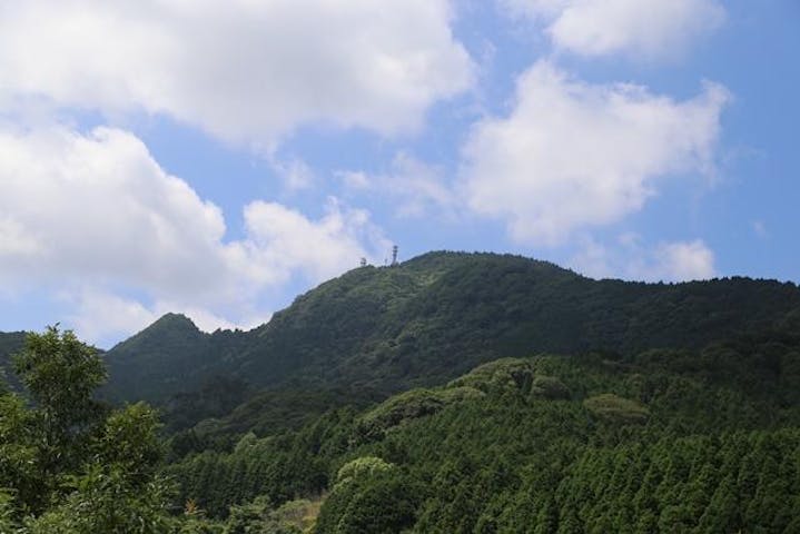 両子山