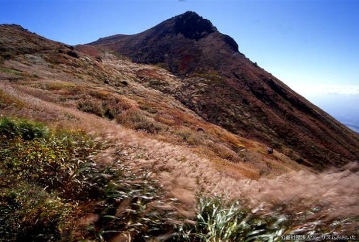 くじゅう山群の紅葉
