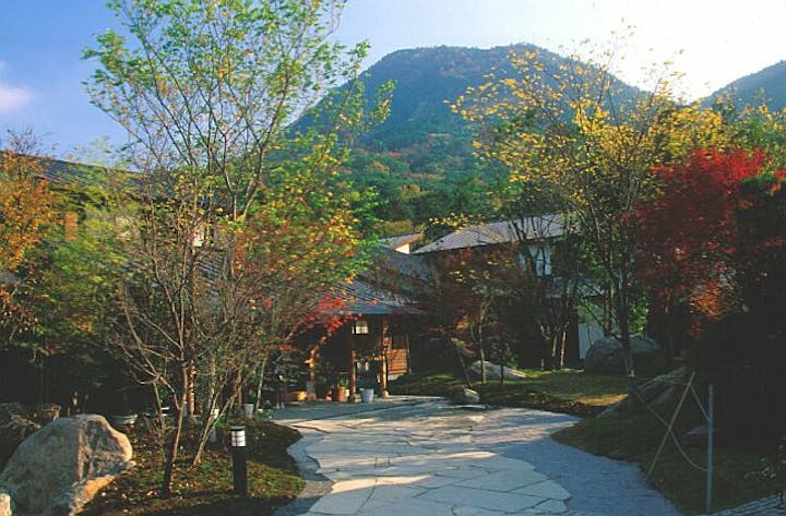 八面山金色温泉