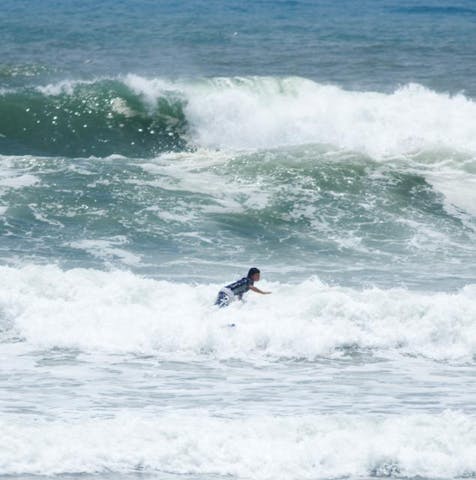 蚊口浜サーフィン場