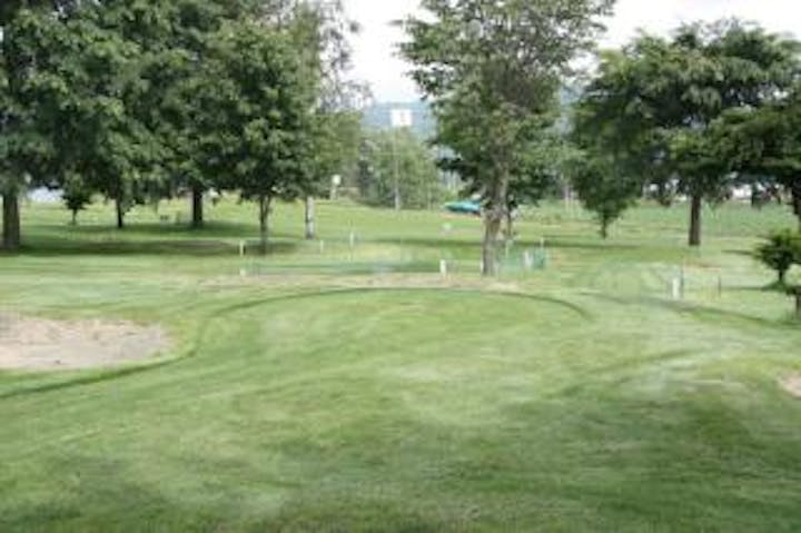 アカダモパークゴルフ場