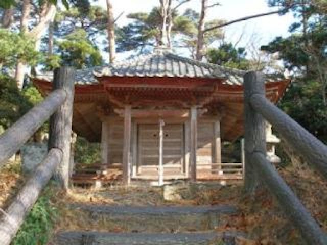 医王寺薬師堂（里浜地区）