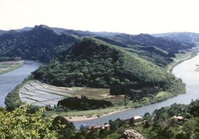 原生林の七座山ハイキングコース