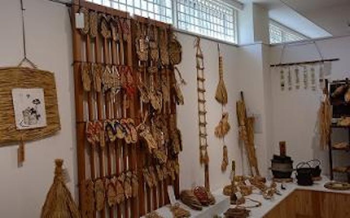 美郷町歴史民俗資料館・佐々木毅記念室