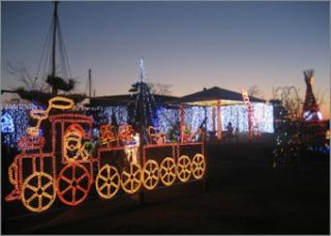 新潟味のれん本舗「越路の里」庭園イルミネーション