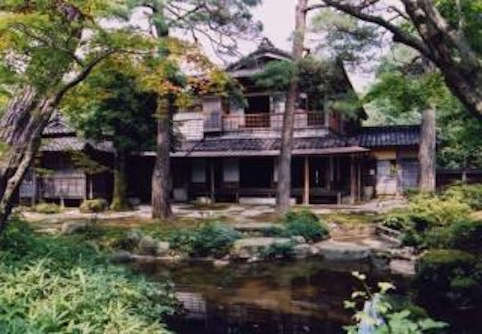 秋幸苑と行在所（飯塚邸）