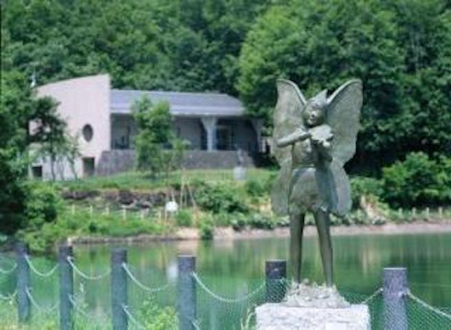 星と森の詩美術館