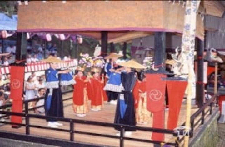 根知山寺の延年 おててこ舞