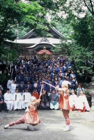 【2021年は神事のみ】関山神社火祭り