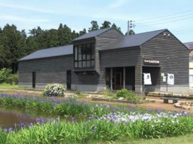 春日山城史跡広場・春日山城跡ものがたり館