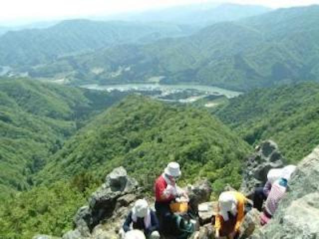 宝珠山・赤松山登山口