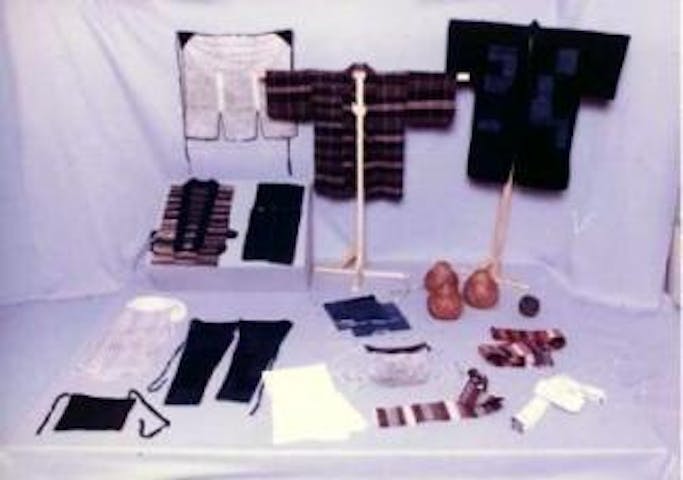 佐渡海府の紡織用具と製品