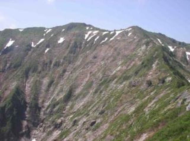 御神楽岳・蝉ケ平登山口