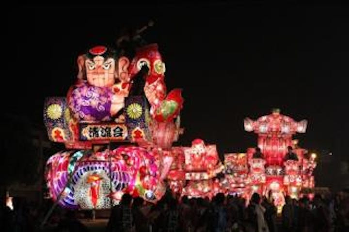 【2021年開催中止】庄川観光祭（花火大会・夜高行燈街練）