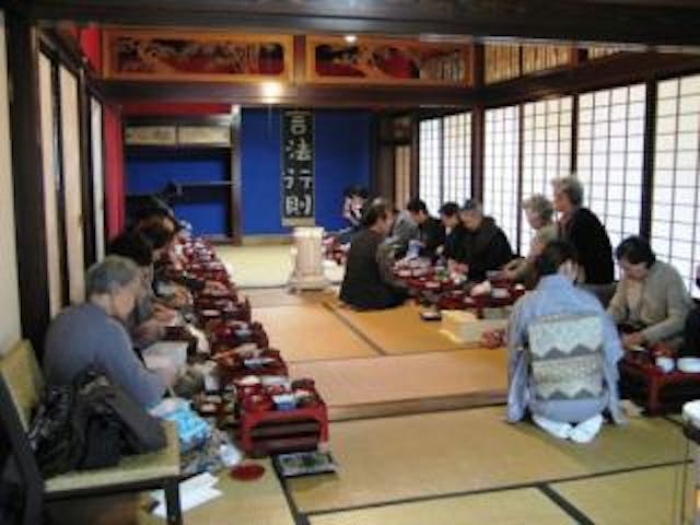 秋の体験イベント「報恩講料理」