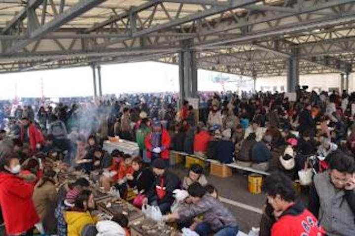 雪中ジャンボかきまつり2022