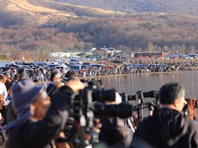 山中湖 DIAMOND FUJI WEEKS