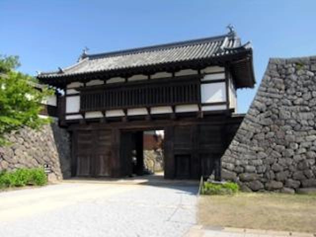 小諸城大手門