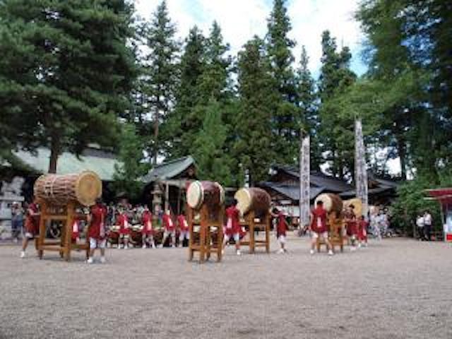【2020年中止】かまど神社奉納花火大会・例大祭
