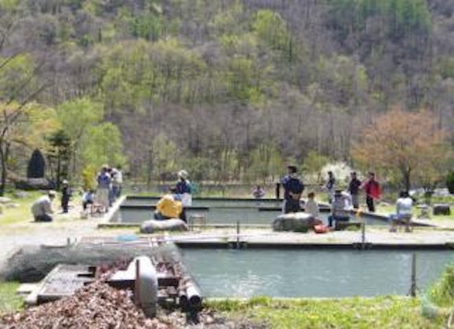釜無川釣堀センター