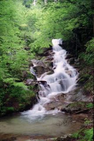 床並の滝・床並の平垂