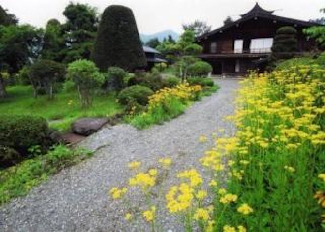 県宝山下家住宅・開田考古博物館