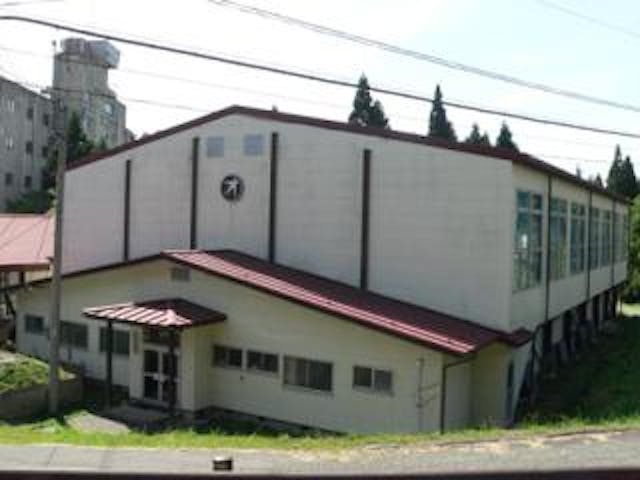 麻績村聖体育館