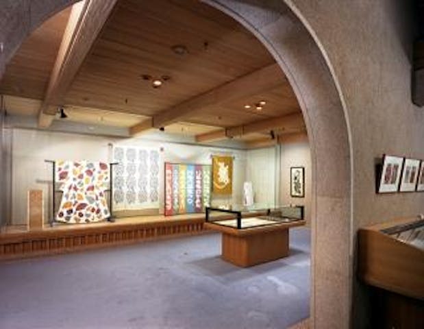 静岡市立芹沢銈介美術館