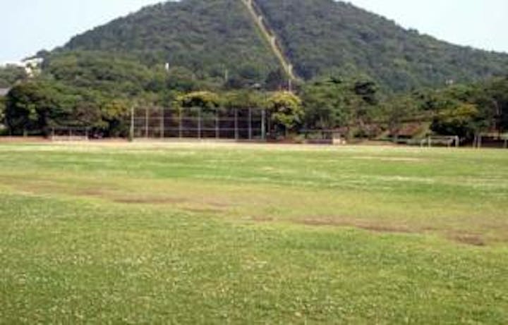 伊東市総合グラウンド（小室山）