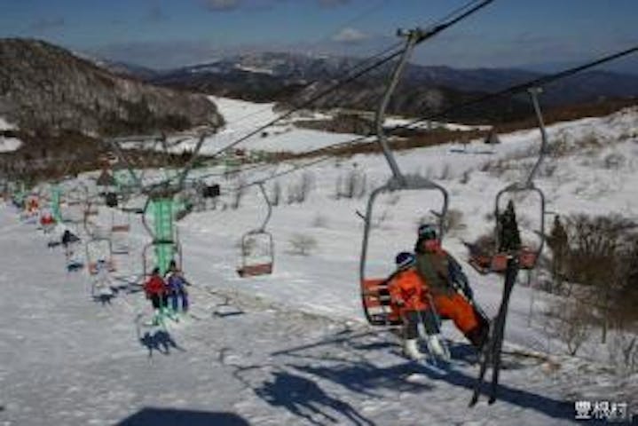 茶臼山高原観光リフト