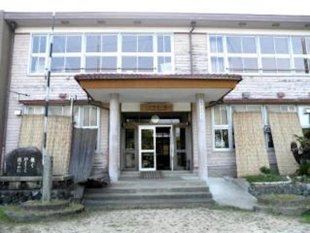 おわせ海洋深層水株式会社モクモクしお学舎