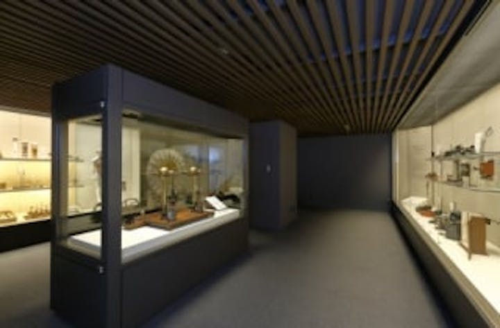 島津製作所 創業記念資料館