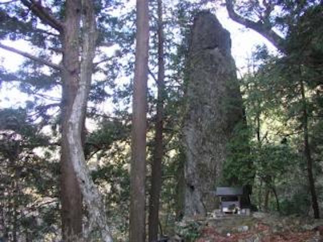 倶留尊山の石仏